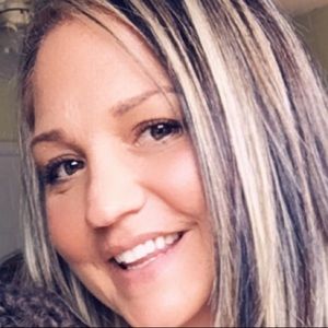 Meet your Posher, Marcia